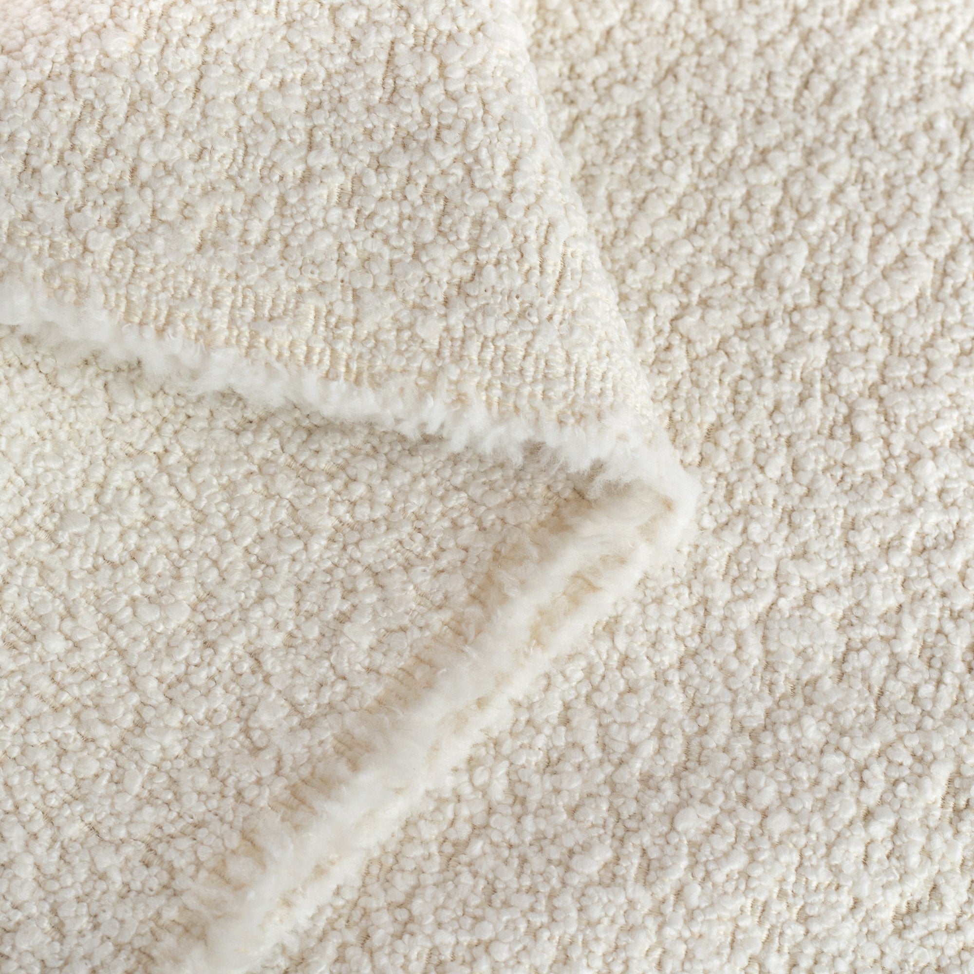 Cambie Chalk, a creamy, off-white boucle fabric : view 2