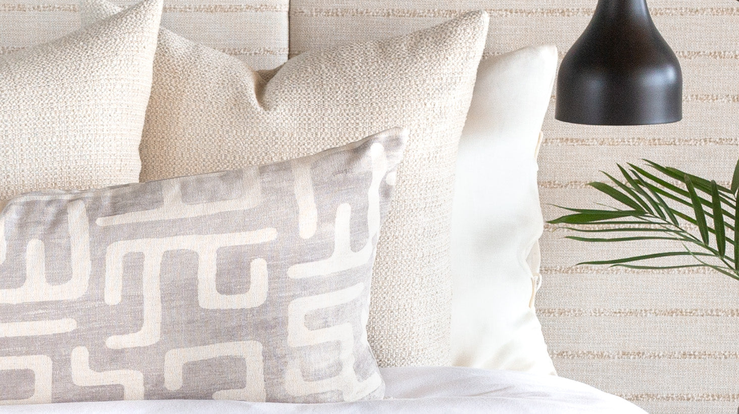 Make Your Morning: Easy Ways to Style Your Bed with Pillows