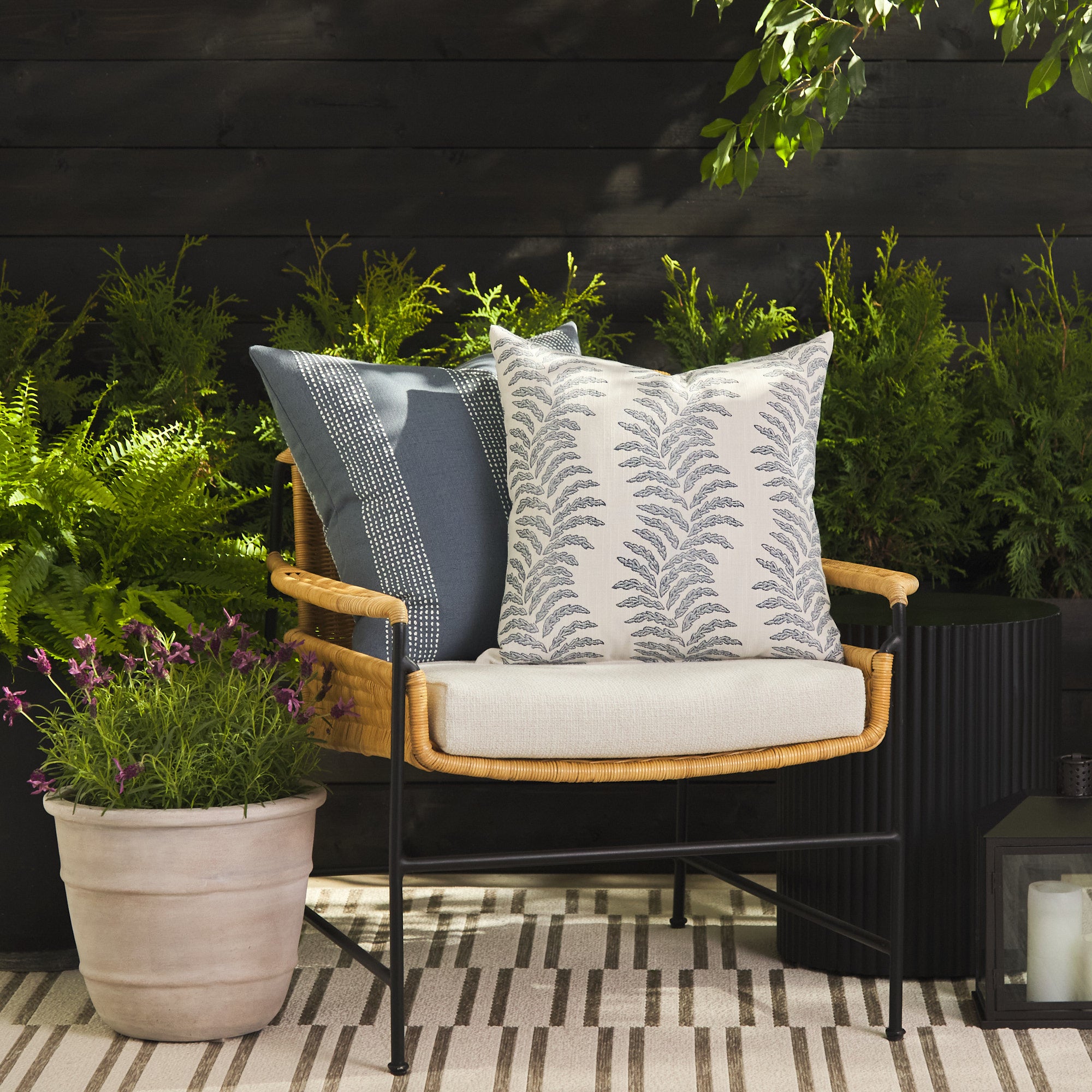 Caper 22x22 Outdoor Pillow, Slate – Tonic Living