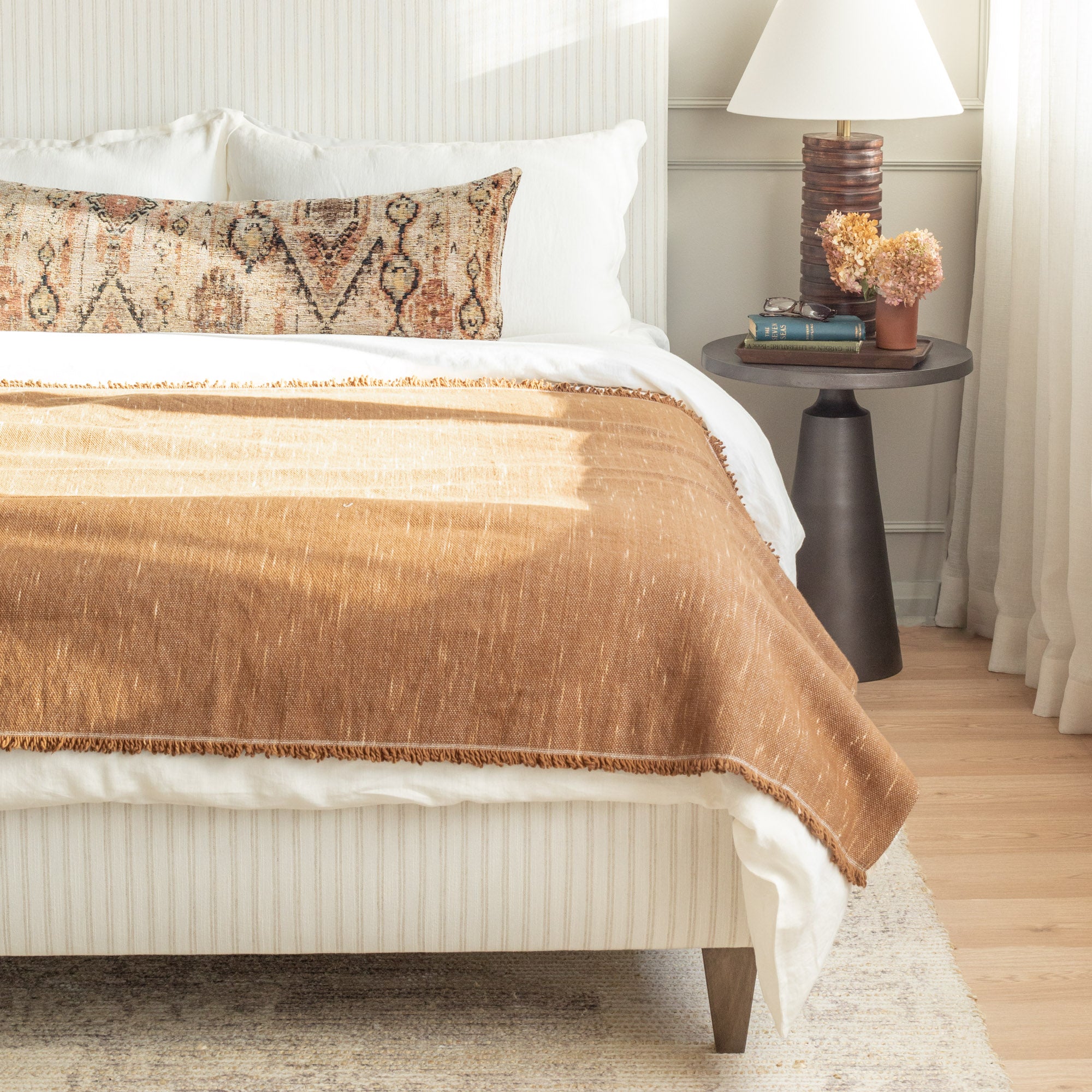 Cream bed blanket 2025