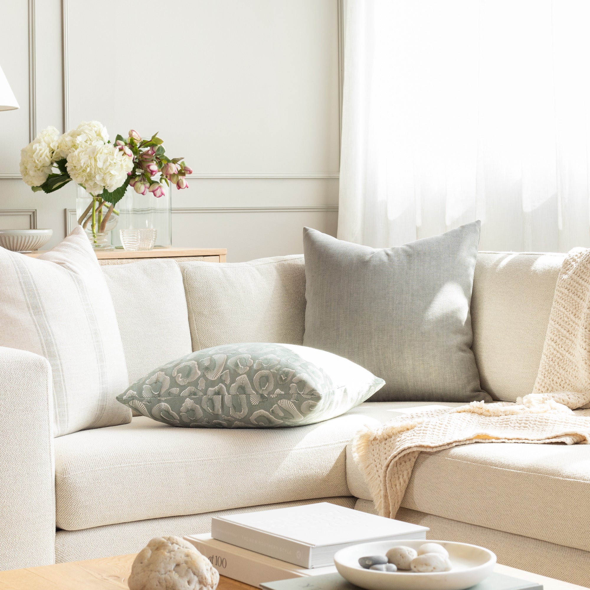 Silver pillows for sofa new arrivals